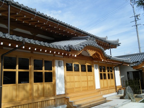 轩唐破风 r寺(浜松市)